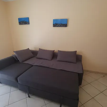 V2 Soft Manta Rota Nyaraló